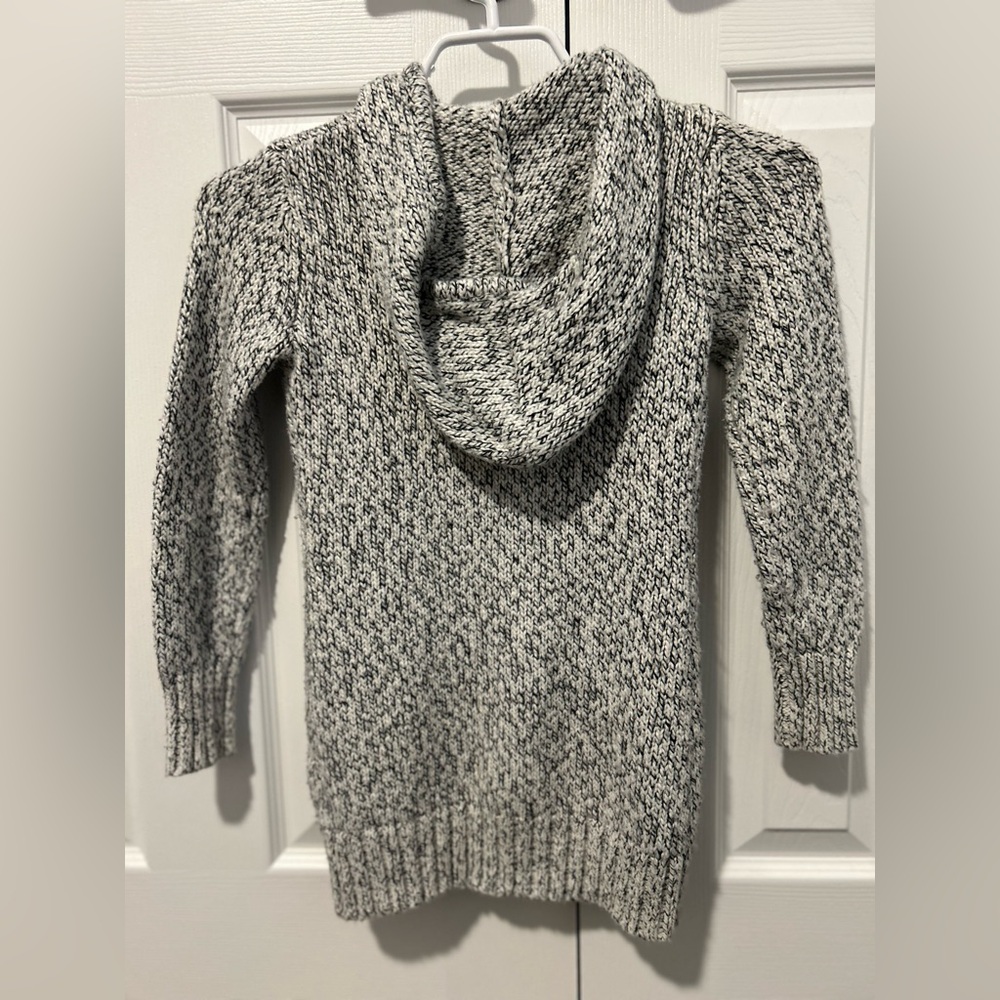 Roots Kids Gray Toggle Sweater size small - Picture 2 of 4